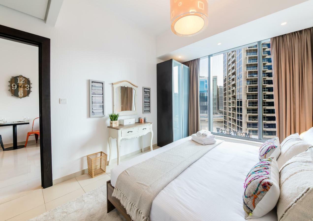 Maison Privee - Big, Bright, Luxury Marina Views Apt Next To Beach Dubai Exterior foto